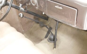 Ford-Model-48-1936-Stonington-Gray-Khaki-32