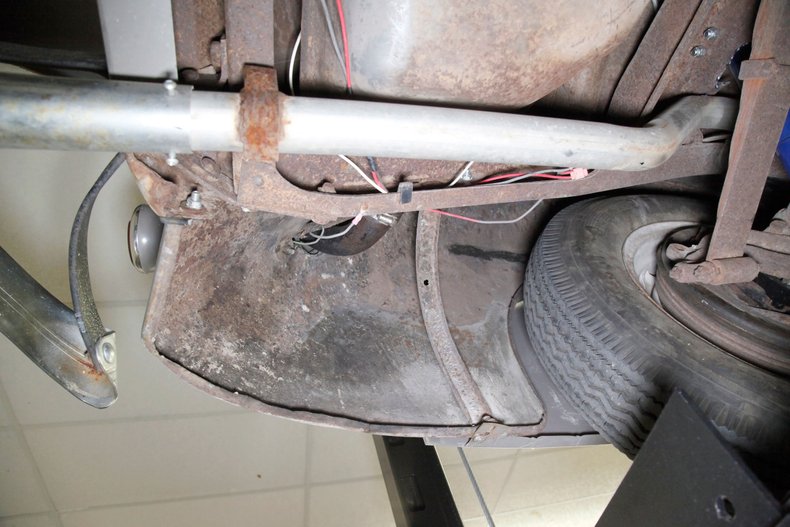 Ford-Model-48-1936-Stonington-Gray-Khaki-41