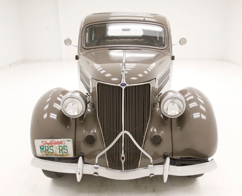 Ford-Model-48-1936-Stonington-Gray-Khaki-5