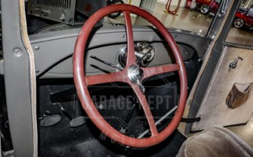 Ford-Model-a-1928-Brown-BeigeTan-2