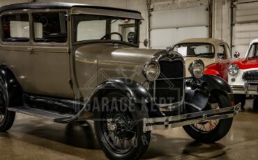 Ford-Model-a-1928-Brown-BeigeTan-25