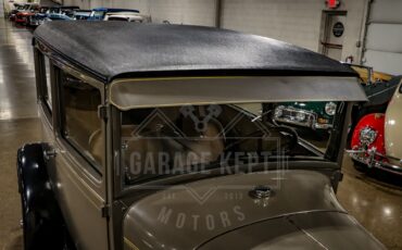 Ford-Model-a-1928-Brown-BeigeTan-27