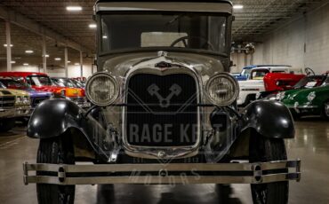 Ford-Model-a-1928-Brown-BeigeTan-30