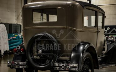 Ford-Model-a-1928-Brown-BeigeTan-49