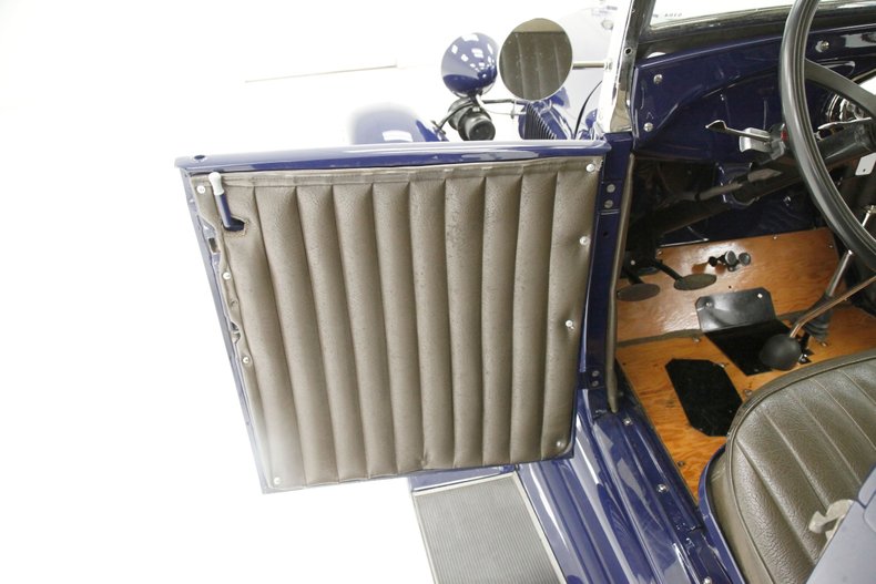 Ford-Model-a-1928-Washington-Blue-Brown-35