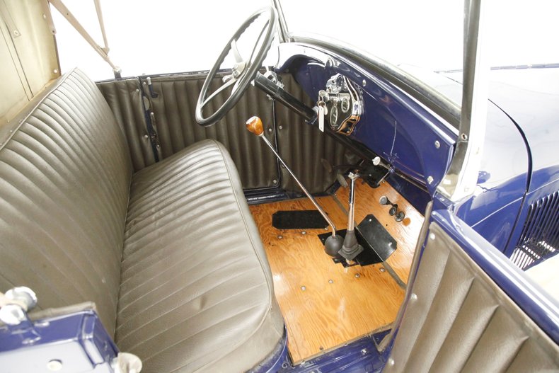 Ford-Model-a-1928-Washington-Blue-Brown-41