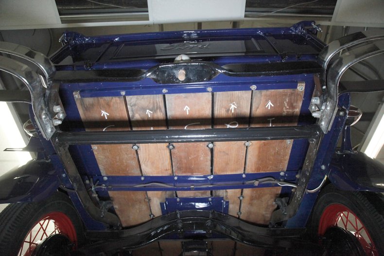 Ford-Model-a-1928-Washington-Blue-Brown-43