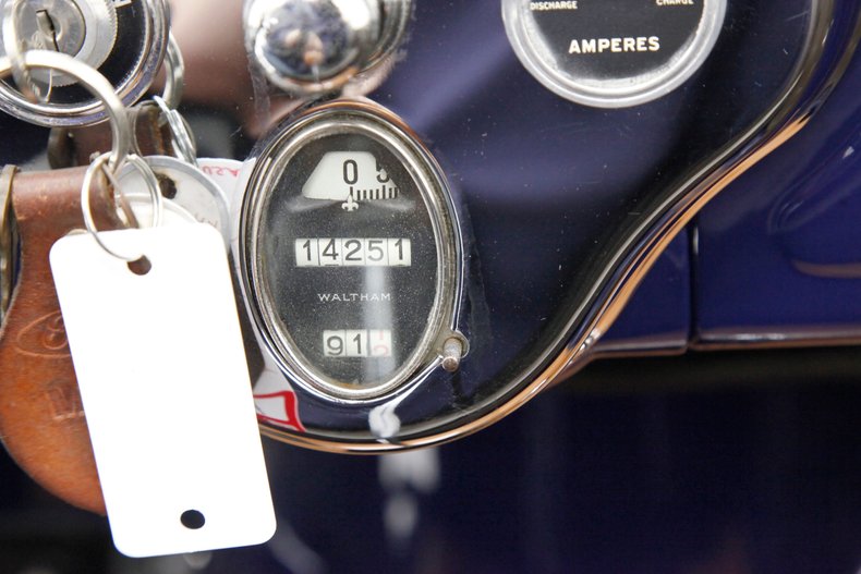 Ford-Model-a-1928-Washington-Blue-Brown-48