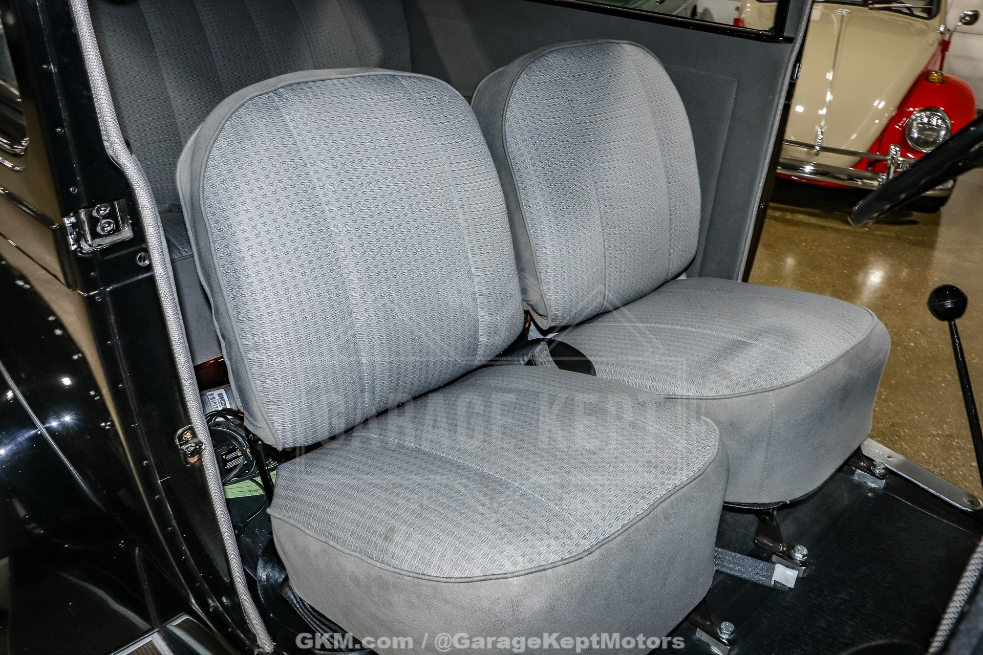 Ford-Model-a-1929-Black-Black-3