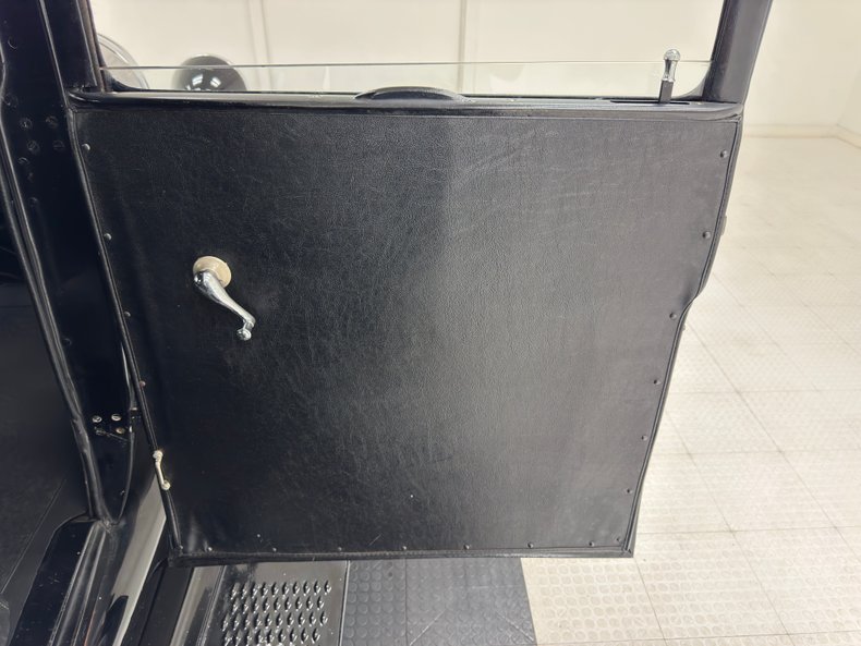 Ford-Model-a-1929-Black-Black-32