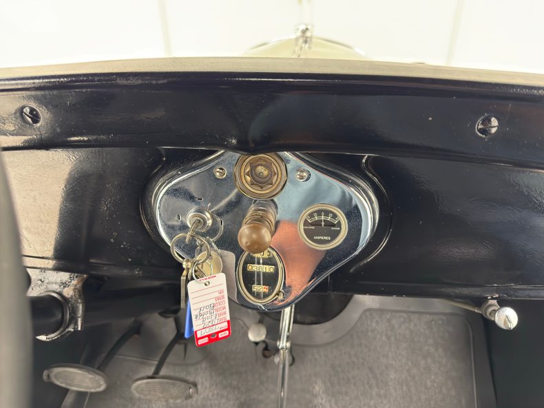 Ford-Model-a-1929-Black-Black-39