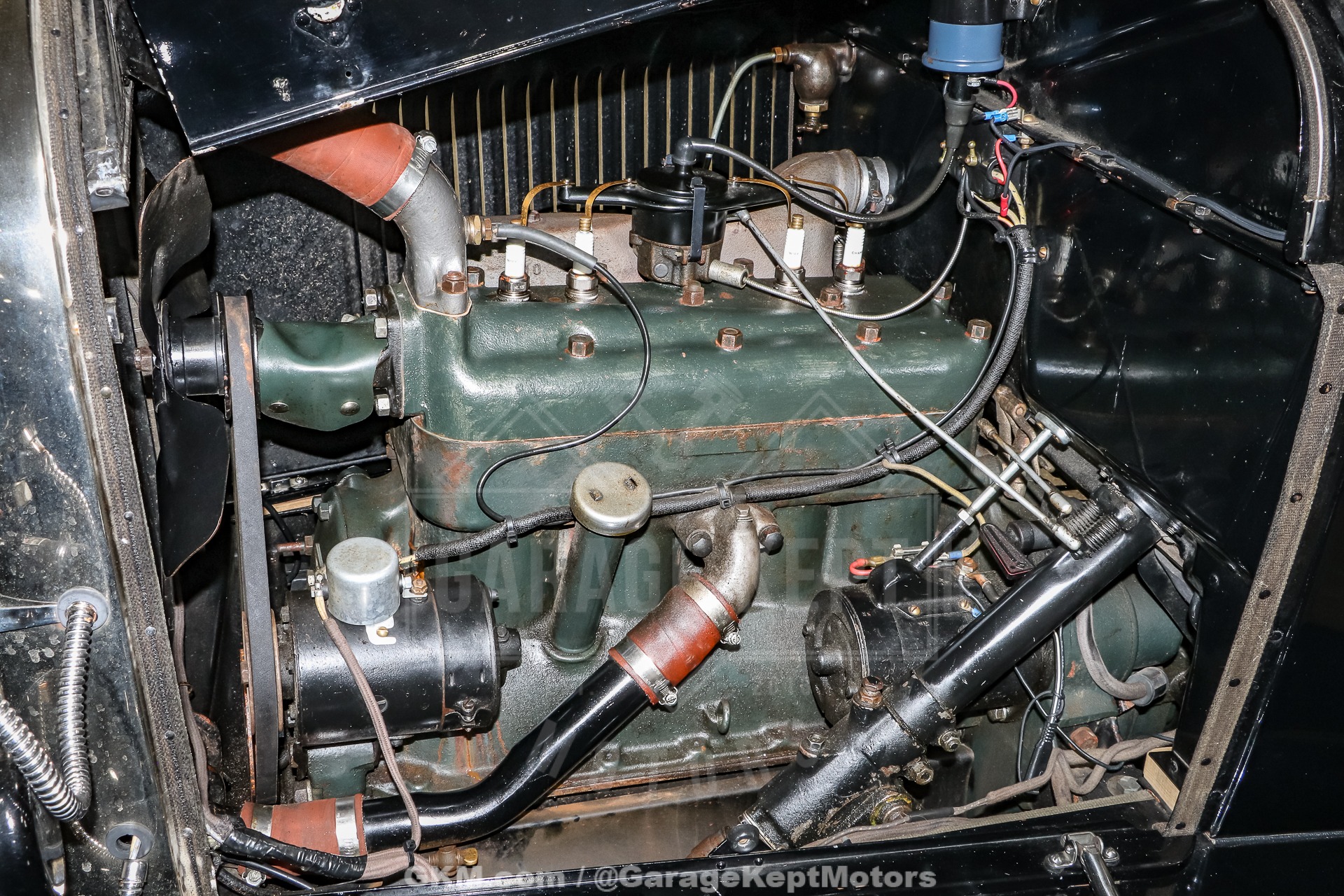 Ford-Model-a-1929-Black-Black-4