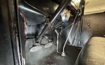 Ford-Model-a-1929-Black-Black-44