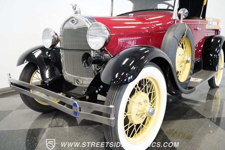 Ford-Model-a-1929-Burgundy-Brown-12