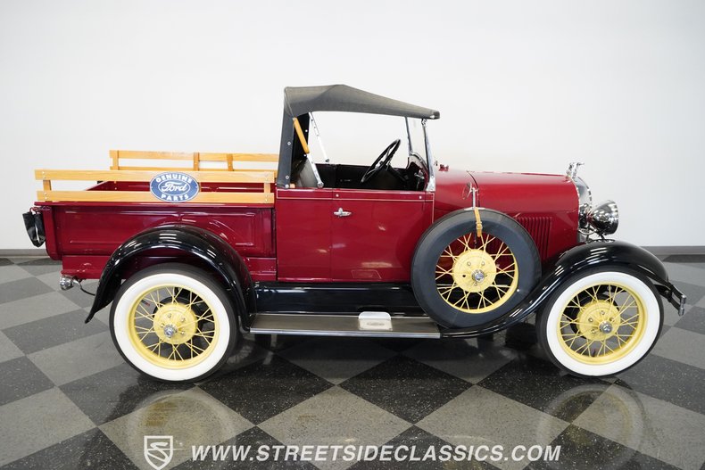 Ford-Model-a-1929-Burgundy-Brown-36