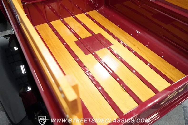 Ford-Model-a-1929-Burgundy-Brown-47