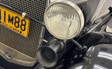 Ford-Model-a-1930-Black-Brown-10