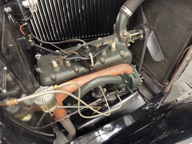 Ford-Model-a-1930-Black-Brown-22