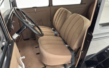 Ford-Model-a-1930-Black-Brown-28