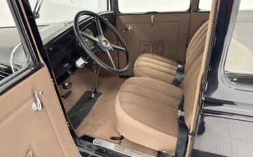 Ford-Model-a-1930-Black-Brown-29