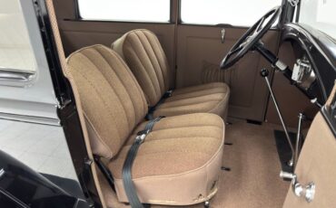 Ford-Model-a-1930-Black-Brown-31