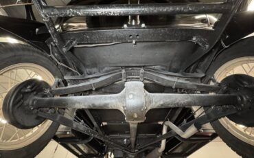 Ford-Model-a-1930-Black-Brown-41