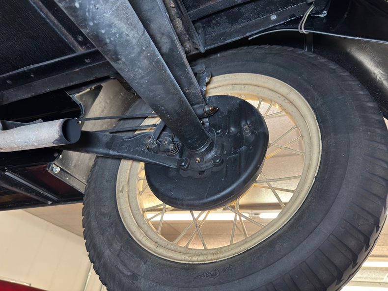 Ford-Model-a-1930-Black-Brown-42