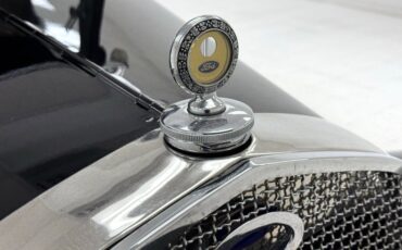 Ford-Model-a-1930-Black-Brown-9