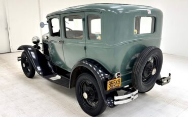 Ford-Model-a-1930-Elkpoint-Green-Tan-1