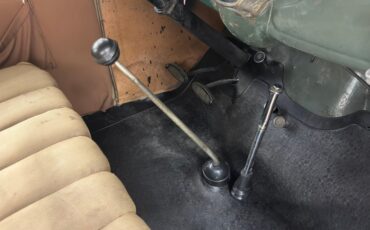 Ford-Model-a-1930-Elkpoint-Green-Tan-10