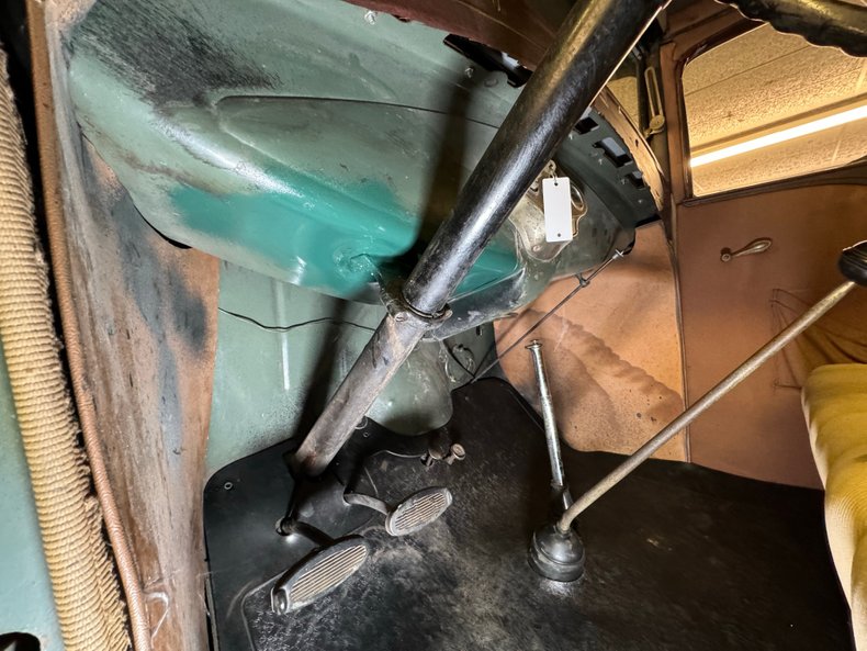 Ford-Model-a-1930-Elkpoint-Green-Tan-11