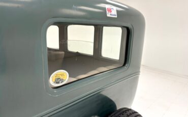 Ford-Model-a-1930-Elkpoint-Green-Tan-25