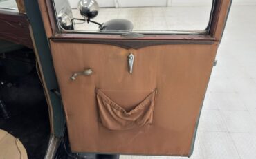 Ford-Model-a-1930-Elkpoint-Green-Tan-36