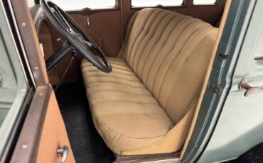 Ford-Model-a-1930-Elkpoint-Green-Tan-37