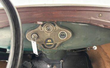 Ford-Model-a-1930-Elkpoint-Green-Tan-47