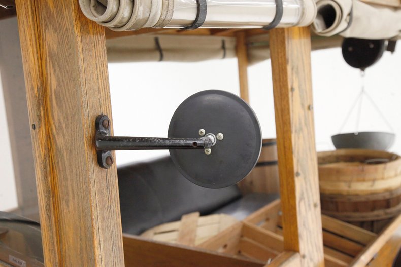 Ford-Model-a-1931-Beige-Black-16