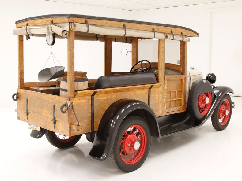 Ford-Model-a-1931-Beige-Black-2