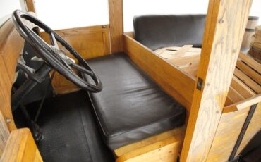 Ford-Model-a-1931-Beige-Black-22