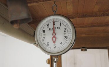 Ford-Model-a-1931-Beige-Black-27