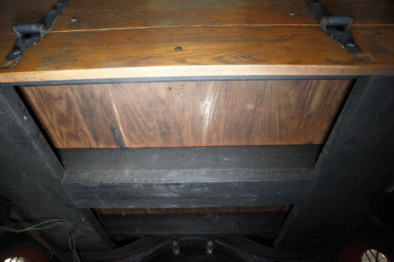 Ford-Model-a-1931-Beige-Black-38