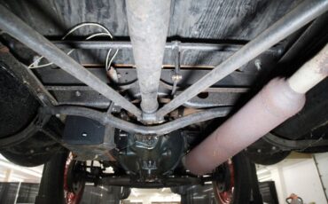 Ford-Model-a-1931-Beige-Black-48