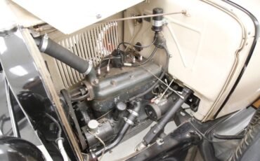 Ford-Model-a-1931-Beige-Black-7