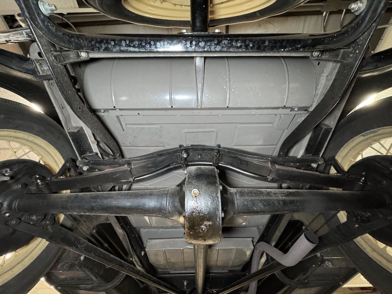 Ford-Model-a-1931-Copra-Drab-Dark-Saddle-10