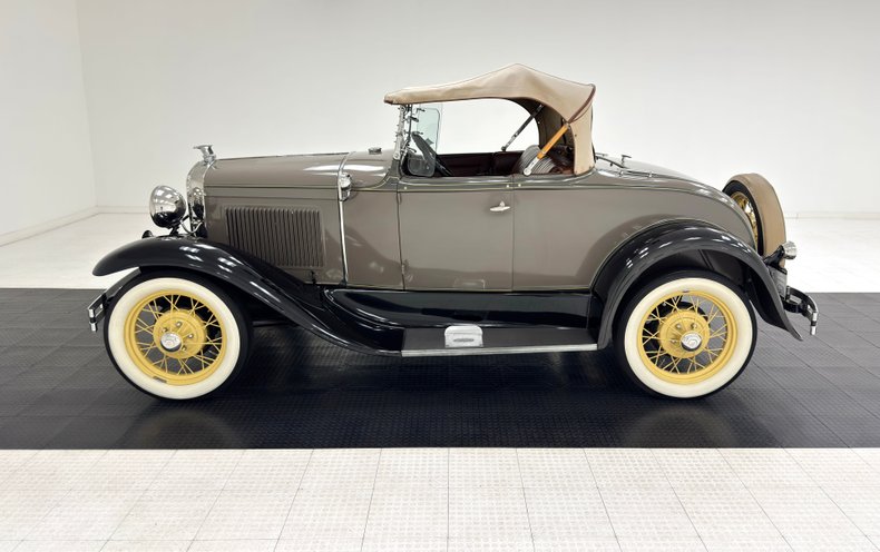 Ford-Model-a-1931-Copra-Drab-Dark-Saddle-12