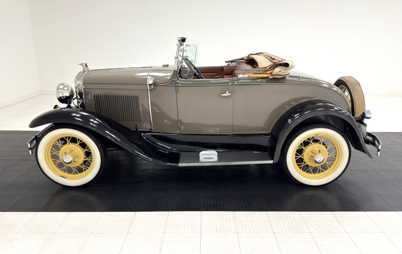 Ford-Model-a-1931-Copra-Drab-Dark-Saddle-13