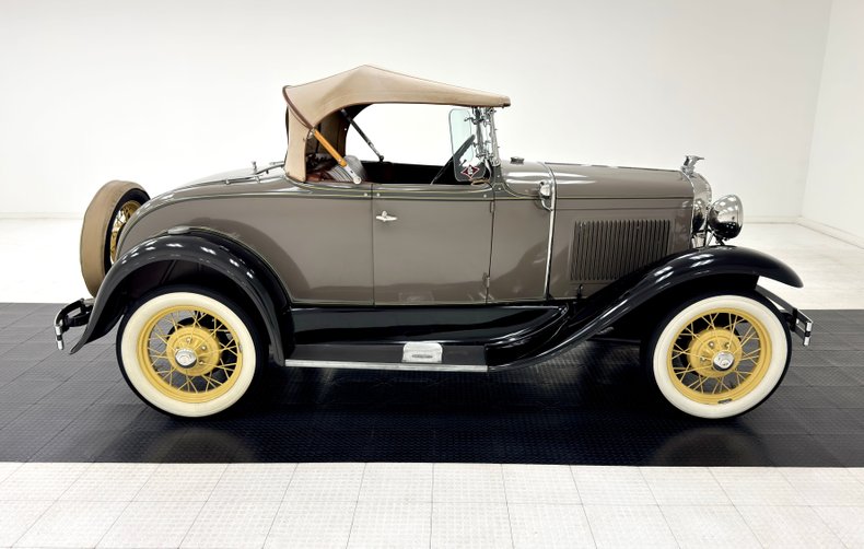 Ford-Model-a-1931-Copra-Drab-Dark-Saddle-19