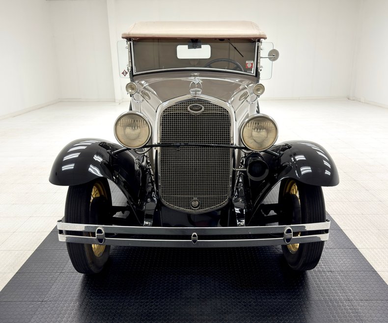 Ford-Model-a-1931-Copra-Drab-Dark-Saddle-21