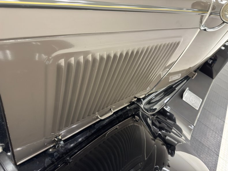 Ford-Model-a-1931-Copra-Drab-Dark-Saddle-24