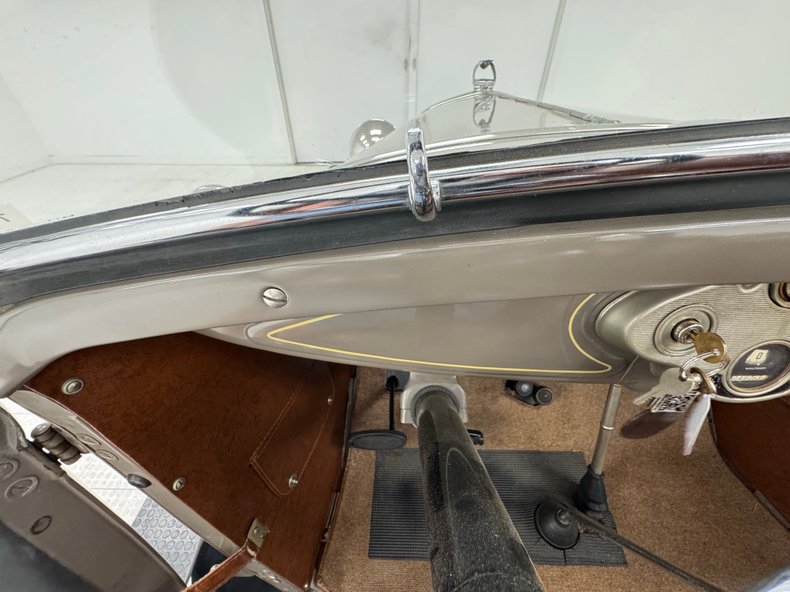 Ford-Model-a-1931-Copra-Drab-Dark-Saddle-4