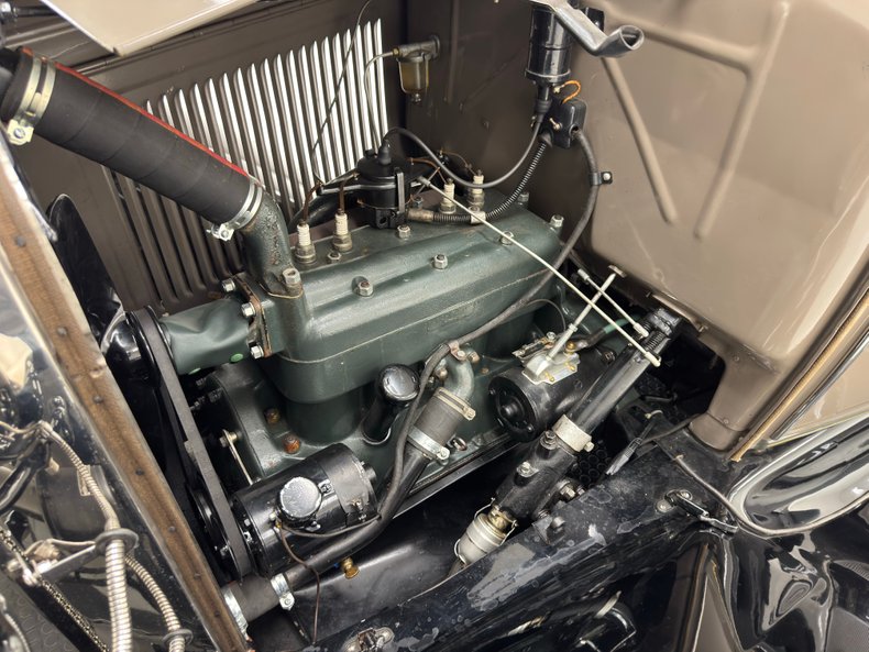 Ford-Model-a-1931-Copra-Drab-Dark-Saddle-40